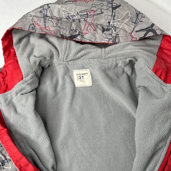 Old Navy Airplane Toddler Fleece Lined Raincoat Gray Red Zip Front Hoodie 2T - Picture 6 of 10